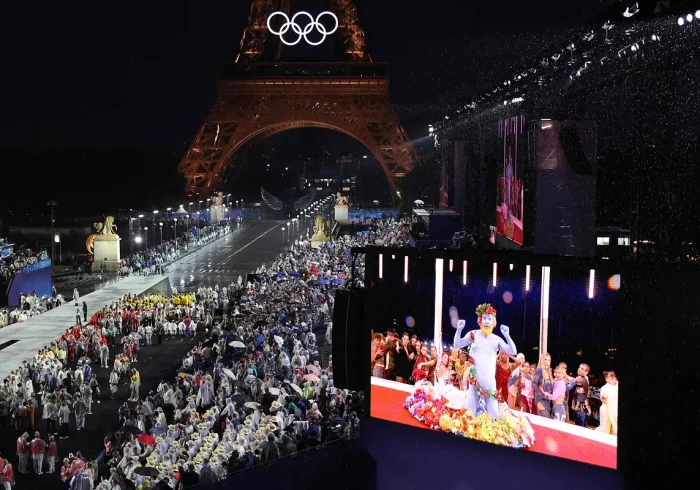 Polémica en Francia por la recreación de la Última Cena con drag queens en la inauguración de los JJOO: "Es una mofa del cristianismo"