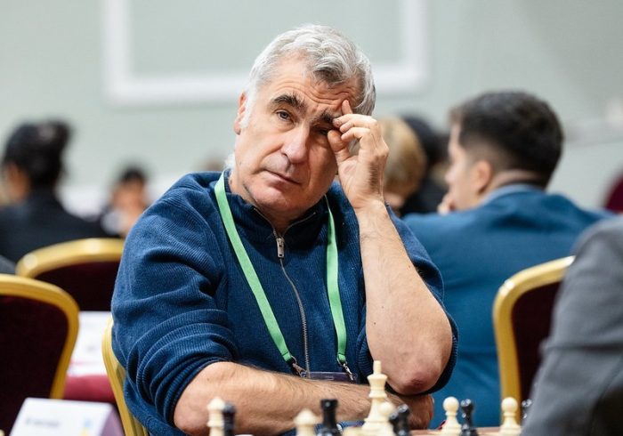 Vasyl Ivanchuk, ajedrecista ucraniano: "No se puede entrenar en Ucrania, hay mucho estrés"