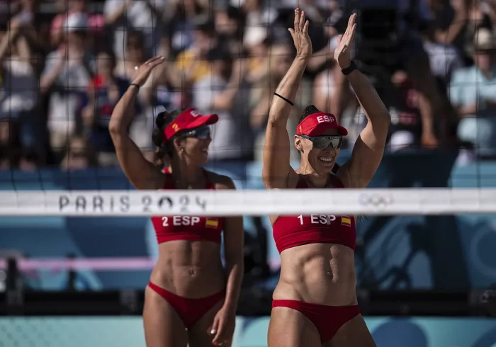 Voley Playa: Liliana Fernández y Paula Soria se estrenan en los Juegos con una victoria ante Italia