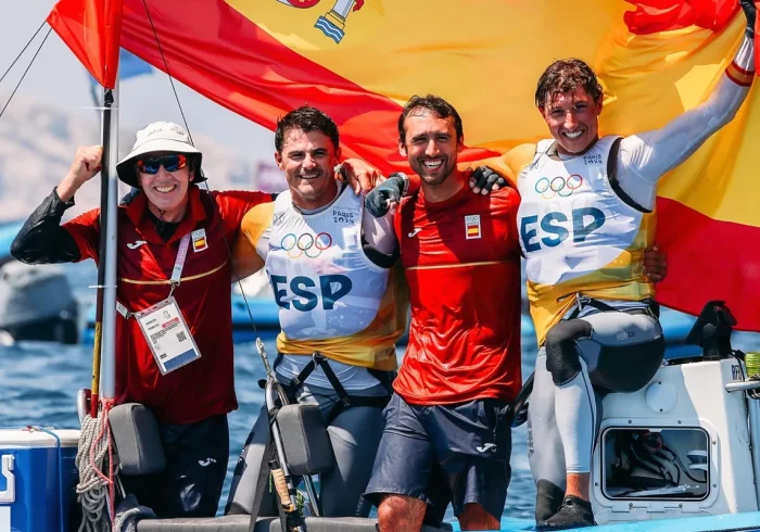 Diego Botín y Florian Trittel logran el primer oro para España volando sobre las aguas