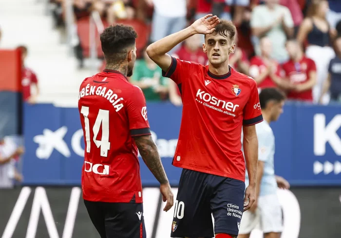 El Celta reconoce el noble gesto de Aimar Oroz al pedir al árbitro que no expulsara a Alfon: "Rivales, pero también compañeros. Honor, Osasuna"