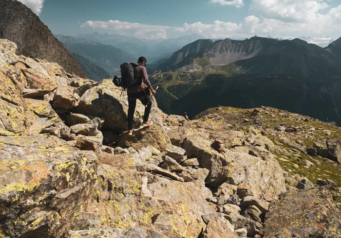 Kilian Jornet bate todos los récords y termina su reto en los Alpes en sólo 19 días