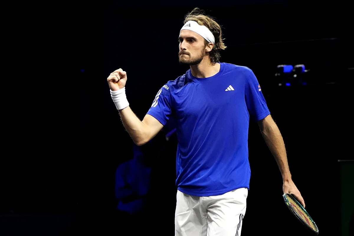 Tsitsipas sonríe de nuevo tras la reconciliación con su padre: "Seguimos siendo una familia unida"