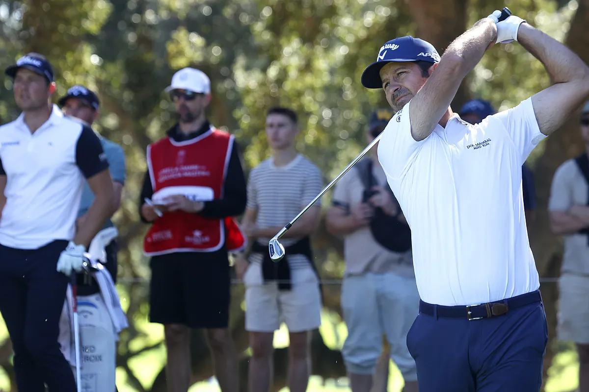 Campillo manda en Sotogrande, mientras Hidalgo y Rahm amenazan para el fin de semana