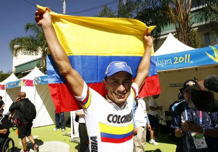 El ciclista colombiano Marlon Alirio Pérez muere por las heridas sufridas durante un asalto en la calle