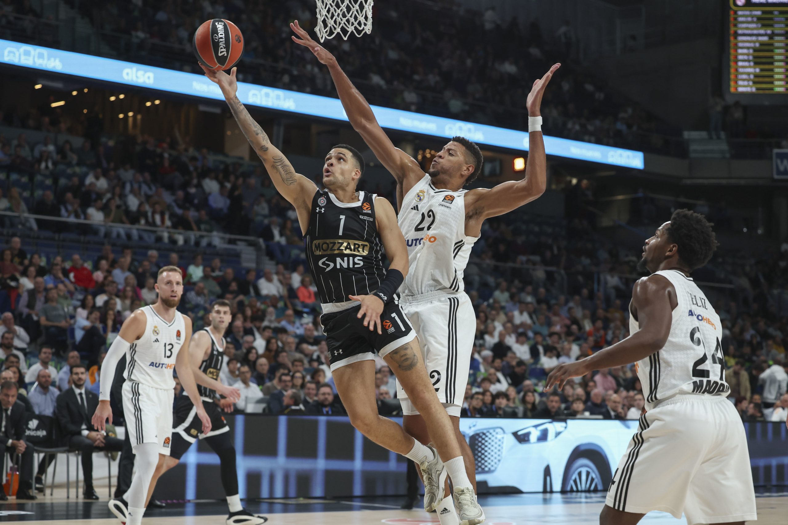 El Madrid se empieza a encontrar: el indultado Campazzo y un gran Eli Ndiaye acaban con el Partizan