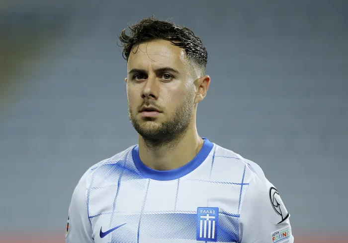 Hallan al futbolista inglés George Baldock, internacional griego y jugador del Panathinaikos, muerto en la piscina de su casa