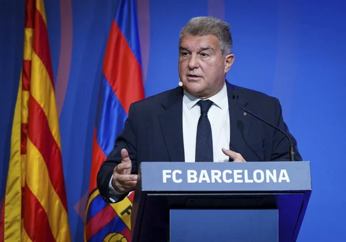 La asamblea del Barça respalda a Laporta, que ataca a 'la caverna' por el Caso Negreira: "Es una estrategia de nuestros rivales"