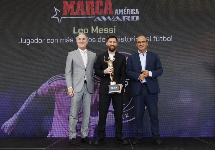 Messi recibe el premio Marca América: "Puede lograr mucho más de lo que soñé cuando era chico"