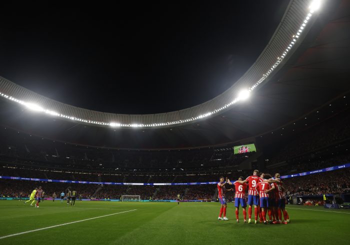 Un fondo sur 'sin' el Frente, un tridente sin fortuna y un penalti escandaloso: "Ojalá encontremos algo para poder decir que fue penal"