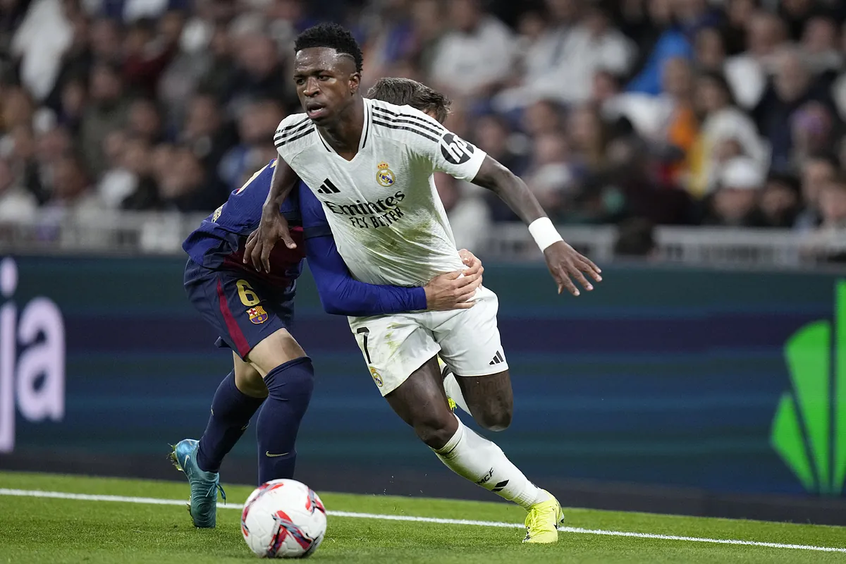 Vinicius obliga al Madrid a cometer un gran error