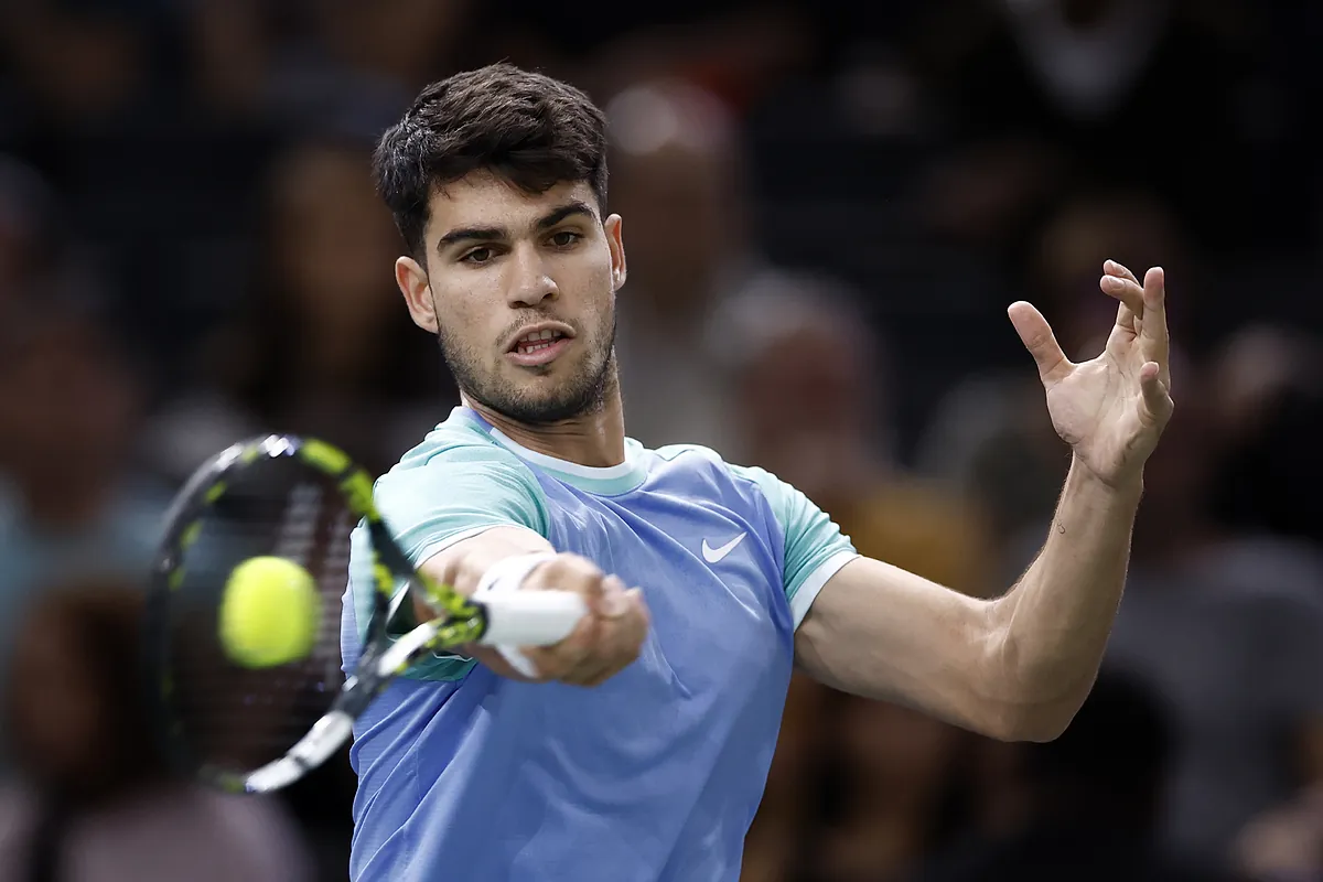 Alcaraz esquiva a Sinner en las ATP Finals y se medirá a Zverev, Ruud y Rublev