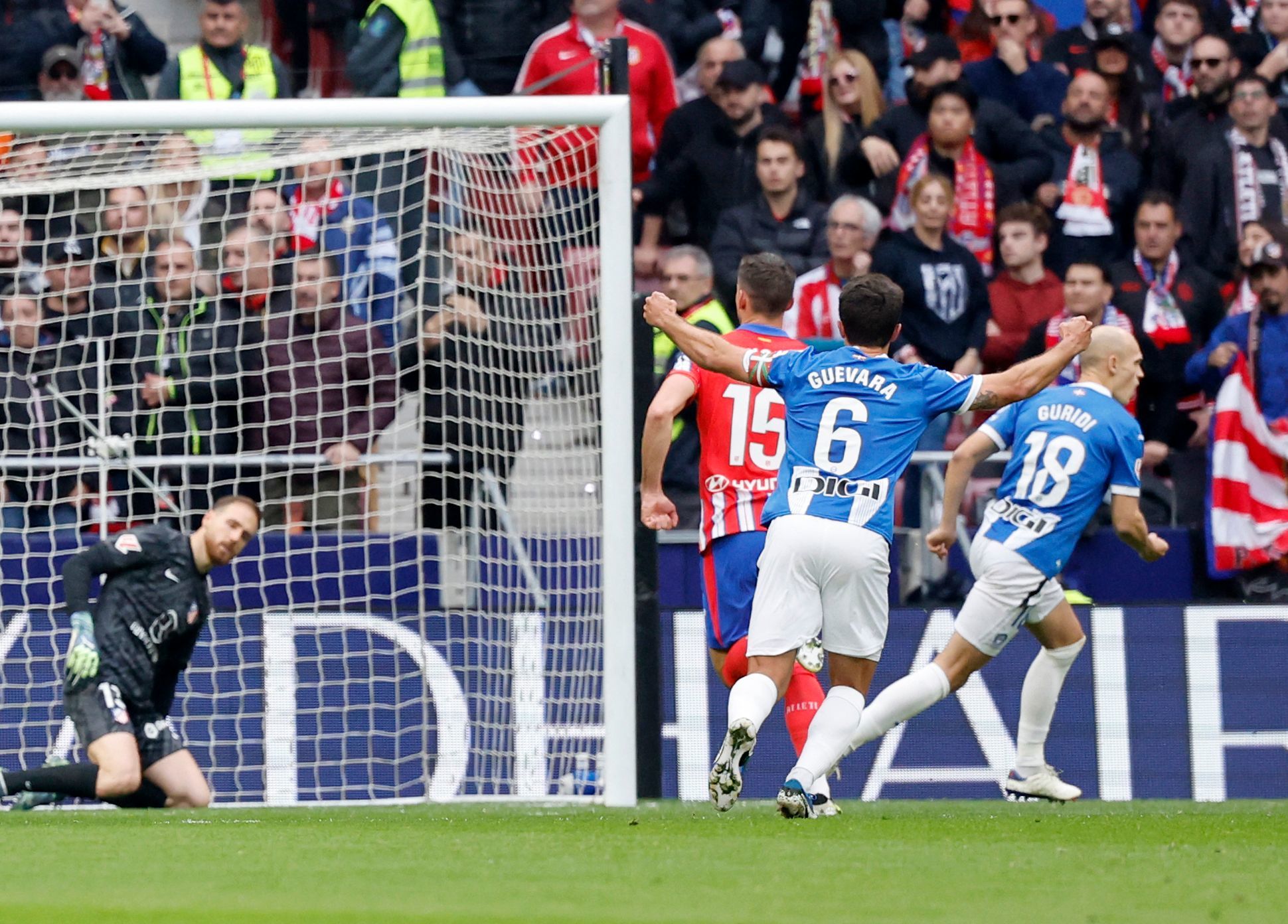 El frío Sorloth arregla una tarde tonta del Atlético