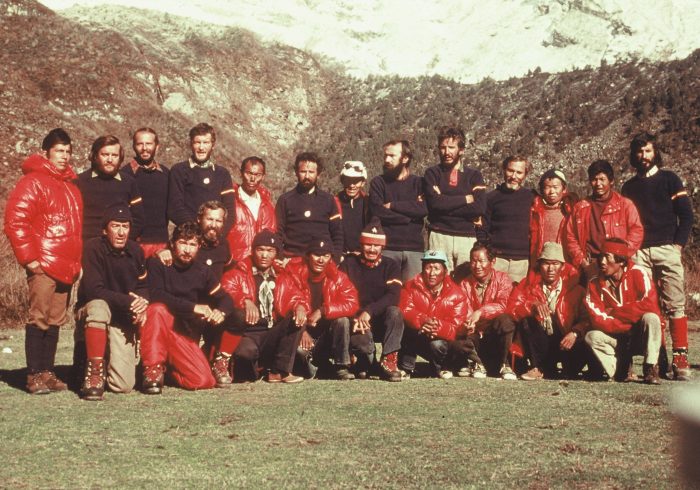 Carlos Soria y su plan para subir al Manaslu 50 años después de su primera visita: "Es alucinante, vive como un monje shaolin"