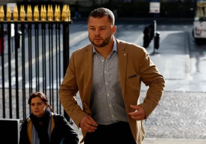 Cinco jugadores de rugby, condenados en Francia por la violación, tras un partido de primera división, de una joven que estaba borracha