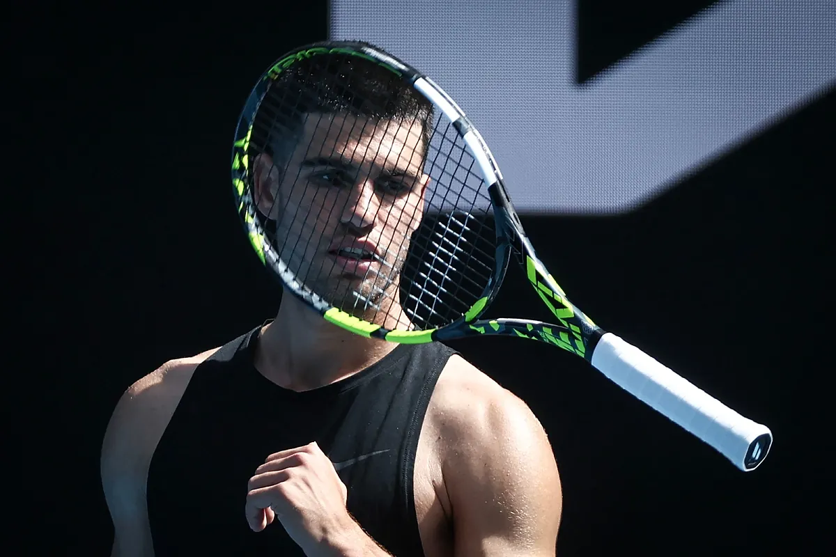 Alcaraz debuta en Australia contra Shevchenko, podría verse con Djokovic en los cuartos y evita a Sinner hasta la final