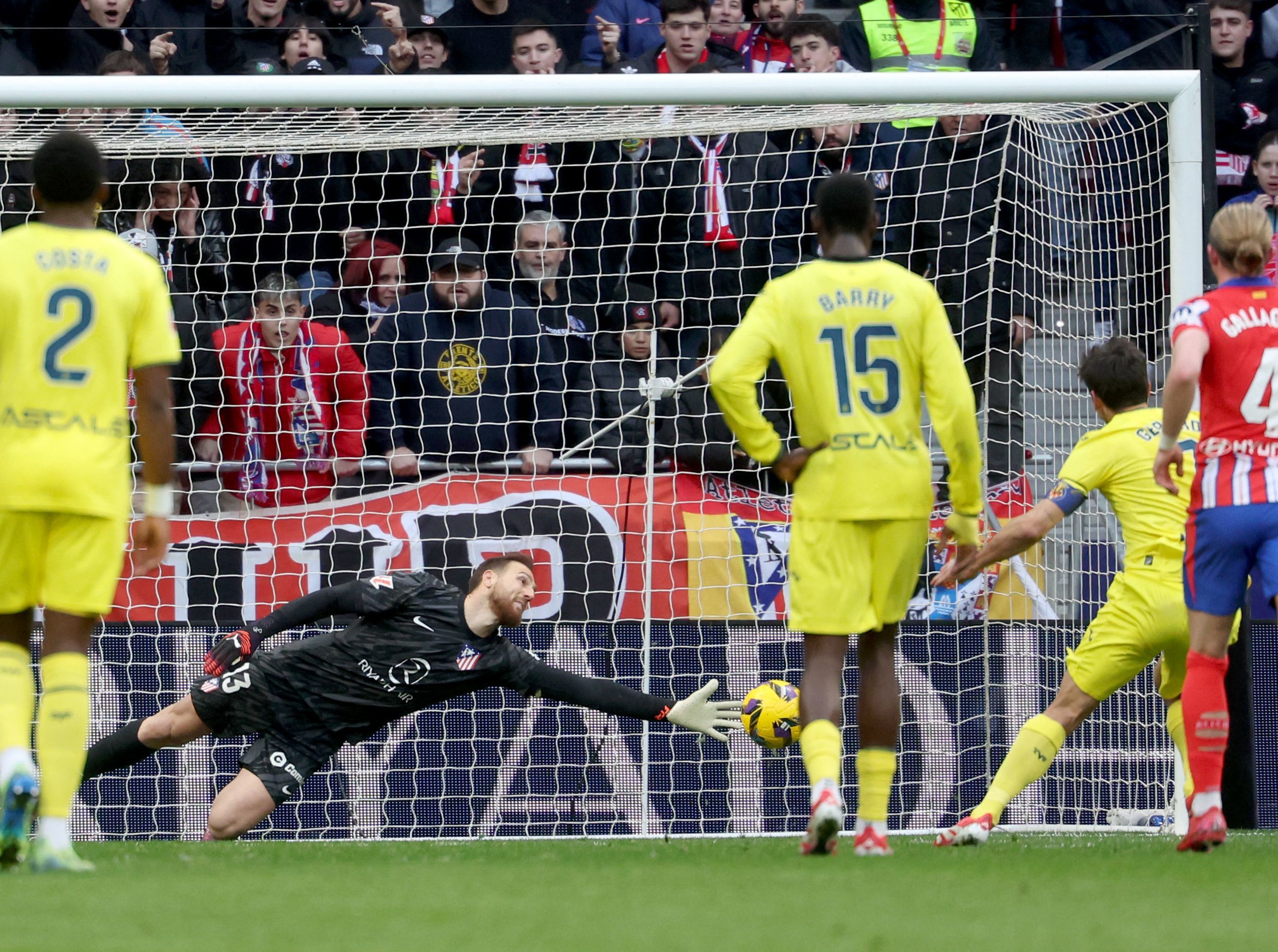 El Atlético no puede ante un serio Villarreal