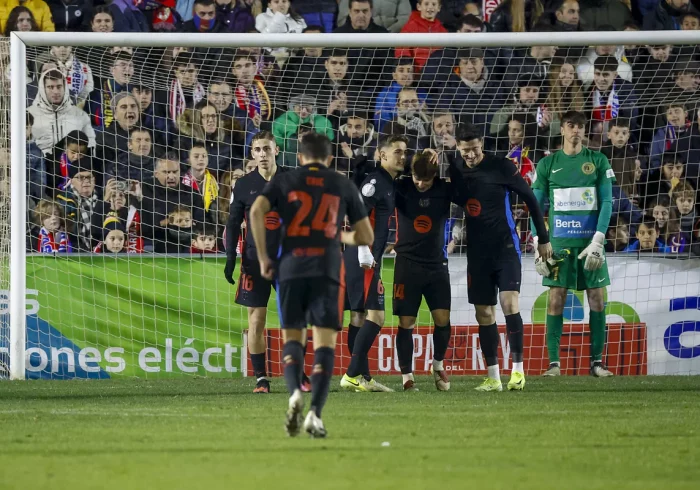 El Barça se brinda un partido plácido tras su complicada semana