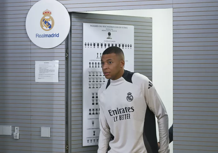 El cambio mental de Mbappé durante su adaptación al vestuario del Madrid: "Tiene una cabeza privilegiada"