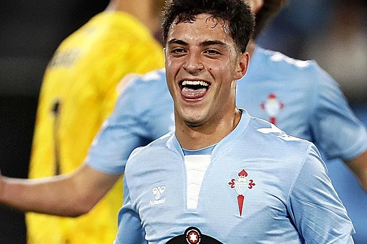 Hugo Álvarez, el niño que dijo "no" a Madrid y Barça para irse al Celta: "Viene mejor estar cerca de la familia y los amigos"