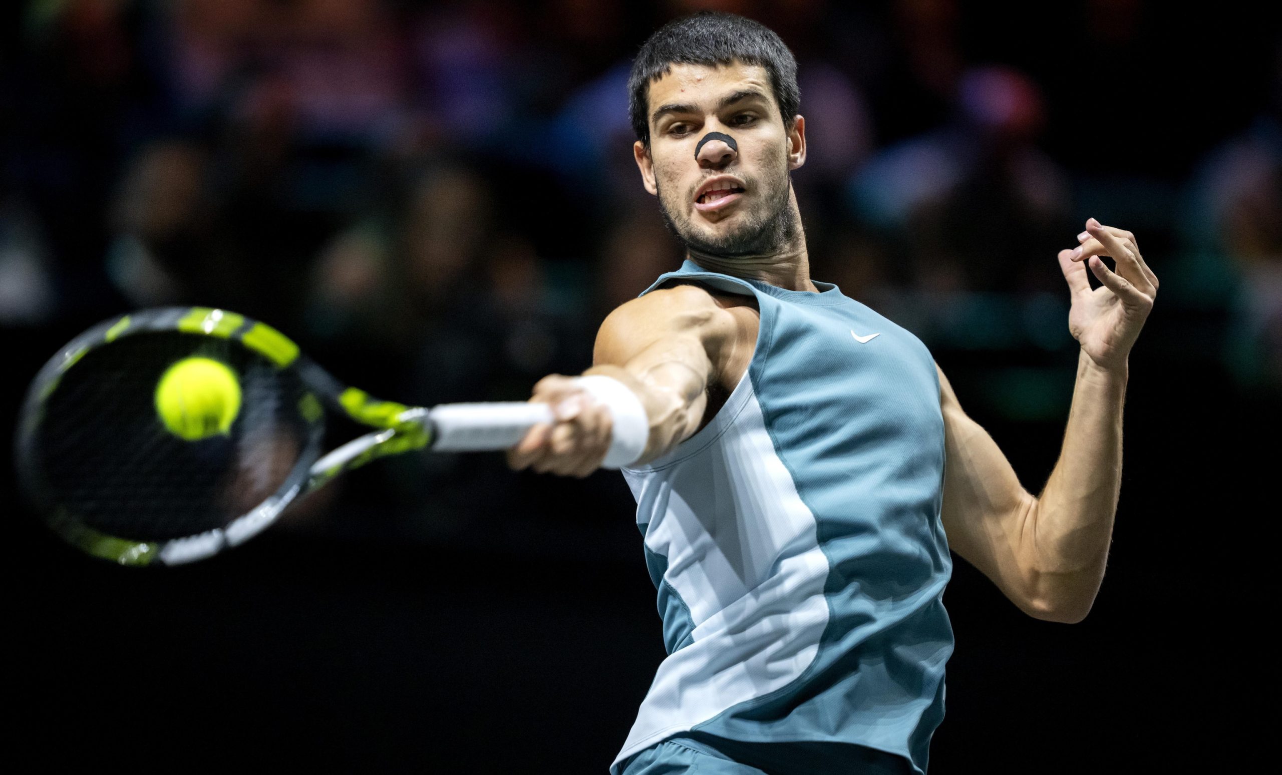 Alcaraz vuelve a ganar sin desgaste y ya está en semifinales del ATP 500 de Rotterdam