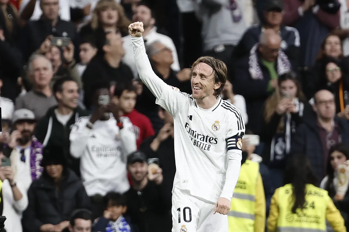 Modric y el "ejemplo" de Maldini: "No es casualidad que haya llegado a los 40 años jugando"