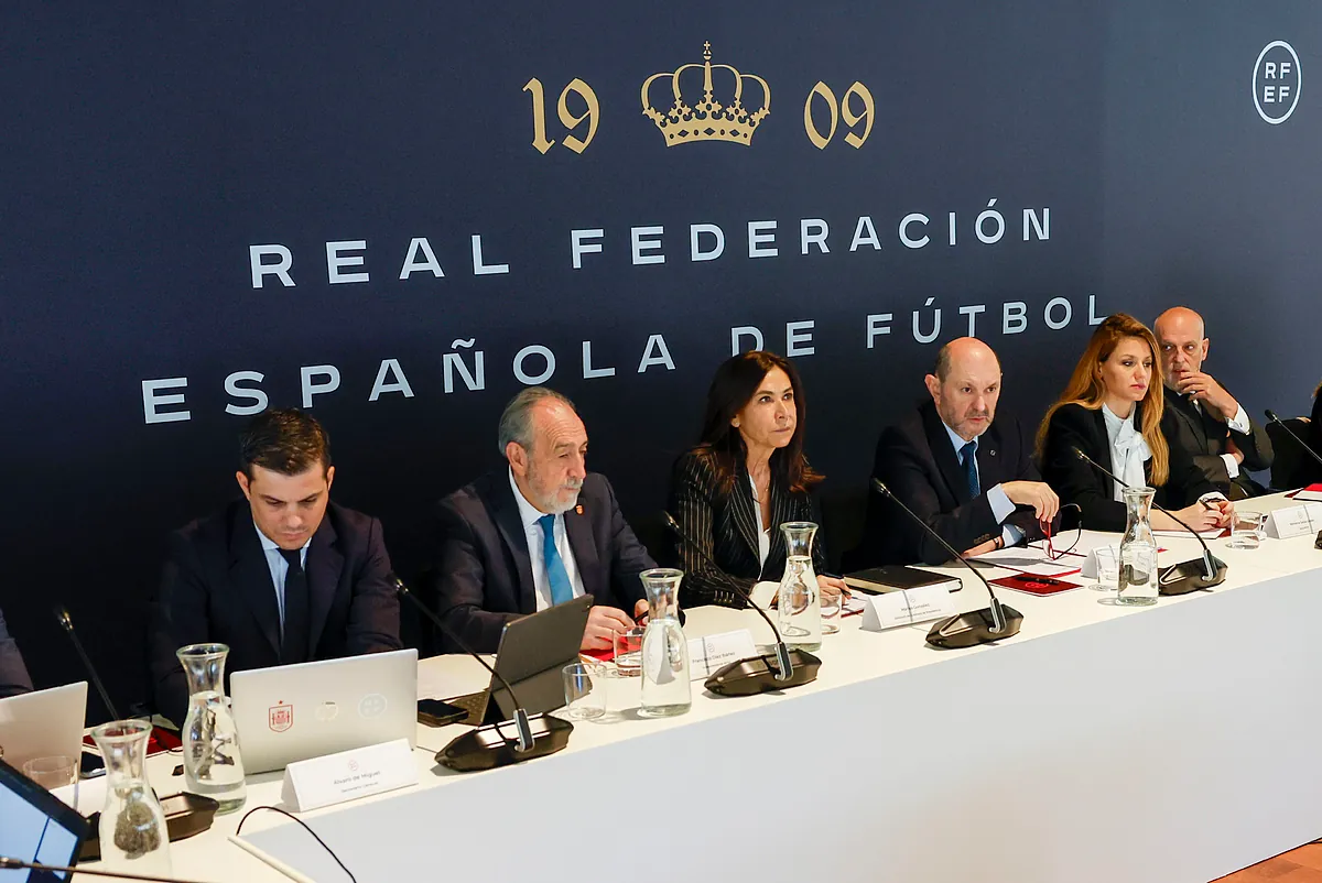 Una reunión hacia un nuevo modelo de arbitraje con el Real Madrid ausente: "Han perdido la cabeza"