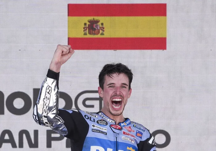 Álex Márquez celebra su primera victoria en MotoGP y recupera el liderato en Jerez
