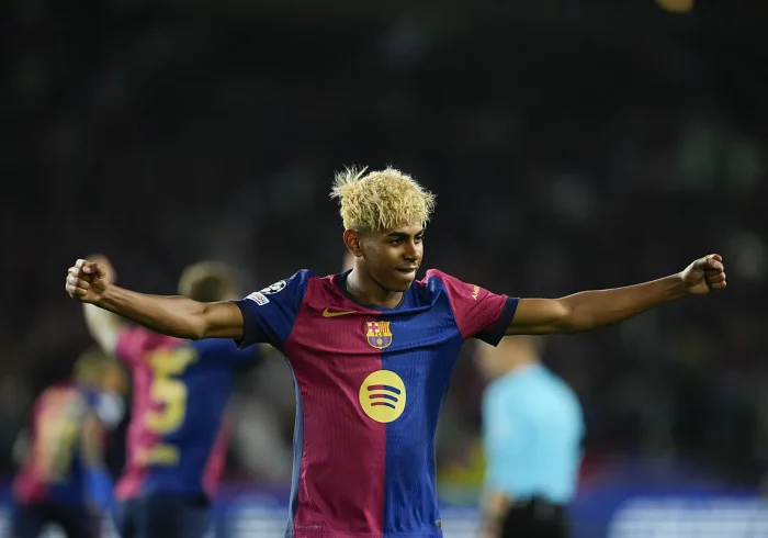 Lamine Yamal, un veterano de 17 años que levantó a un Barça herido: "Es un talento que nace cada medio siglo"