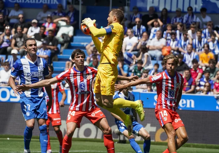 El Atlético busca el Zamora, premio de consolación para el club y para Oblak