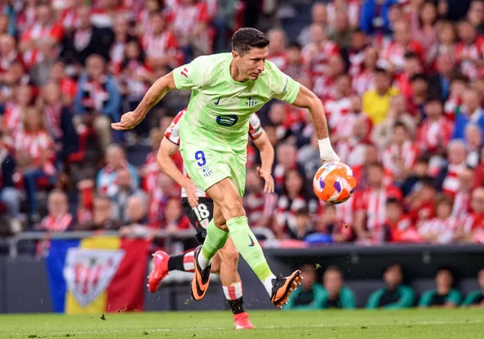 El Barça cierra la Liga con doblete de Lewandowski y victoria en San Mamés