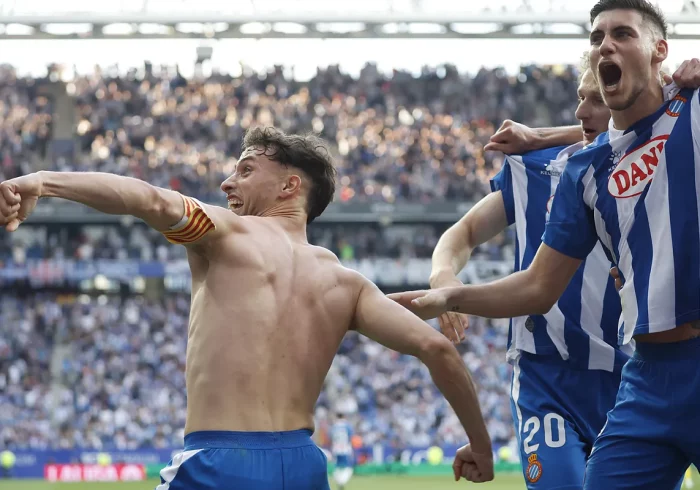 El Espanyol vence a Las Palmas y seguirá en primera a costa del Leganés, que goleó al Valladolid