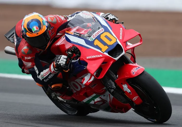 El piloto de MotoGP Luca Marini, herido de gravedad tras una caída en los entrenamientos de las 8 Horas de Suzuka
