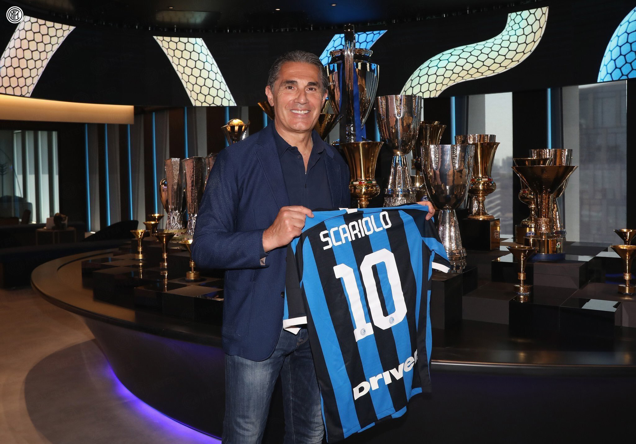 La pasión "irracional" de Scariolo por el Inter: su tío "favorito", el susto de la moneda tragada y un viaje loco de Moscú al Bernabéu