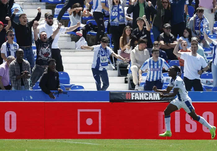 Lo que queda de campeonato: dos plazas de Champions, varias de Europa League y dos de descenso, aún por decidir