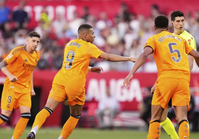 Mbappé agarra el Pichichi y el Madrid, con el mínimo esfuerzo, gana a un Sevilla con nueve