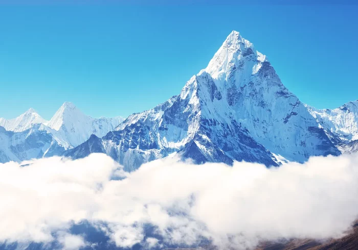 Mueren dos alpinistas de India y Filipinas al intentar escalar el Everest