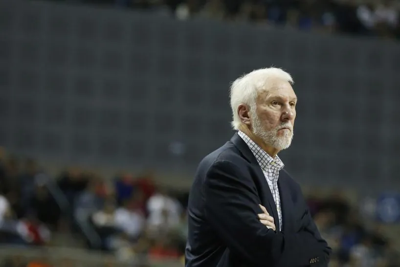 Popovich renuncia como entrenador de los Spurs tras 29 temporadas y cinco anillos