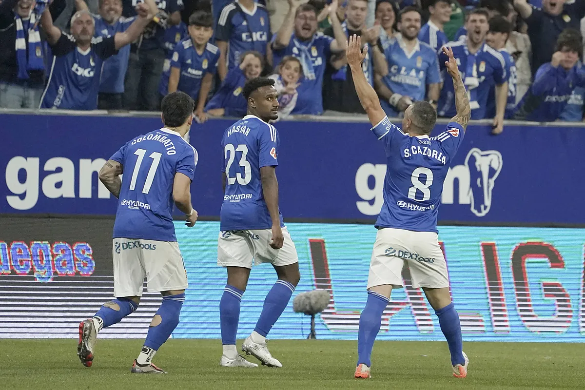 Cazorla mete al Oviedo en la final por el ascenso a Primera