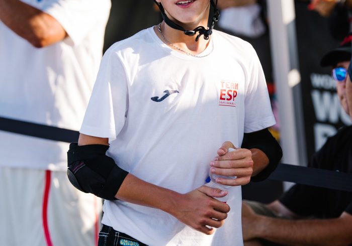 Egoitz Bijueska, fenómeno mundial del skate a los 14 años: "Mis amigos del colegio no saben muy bien qué hago"