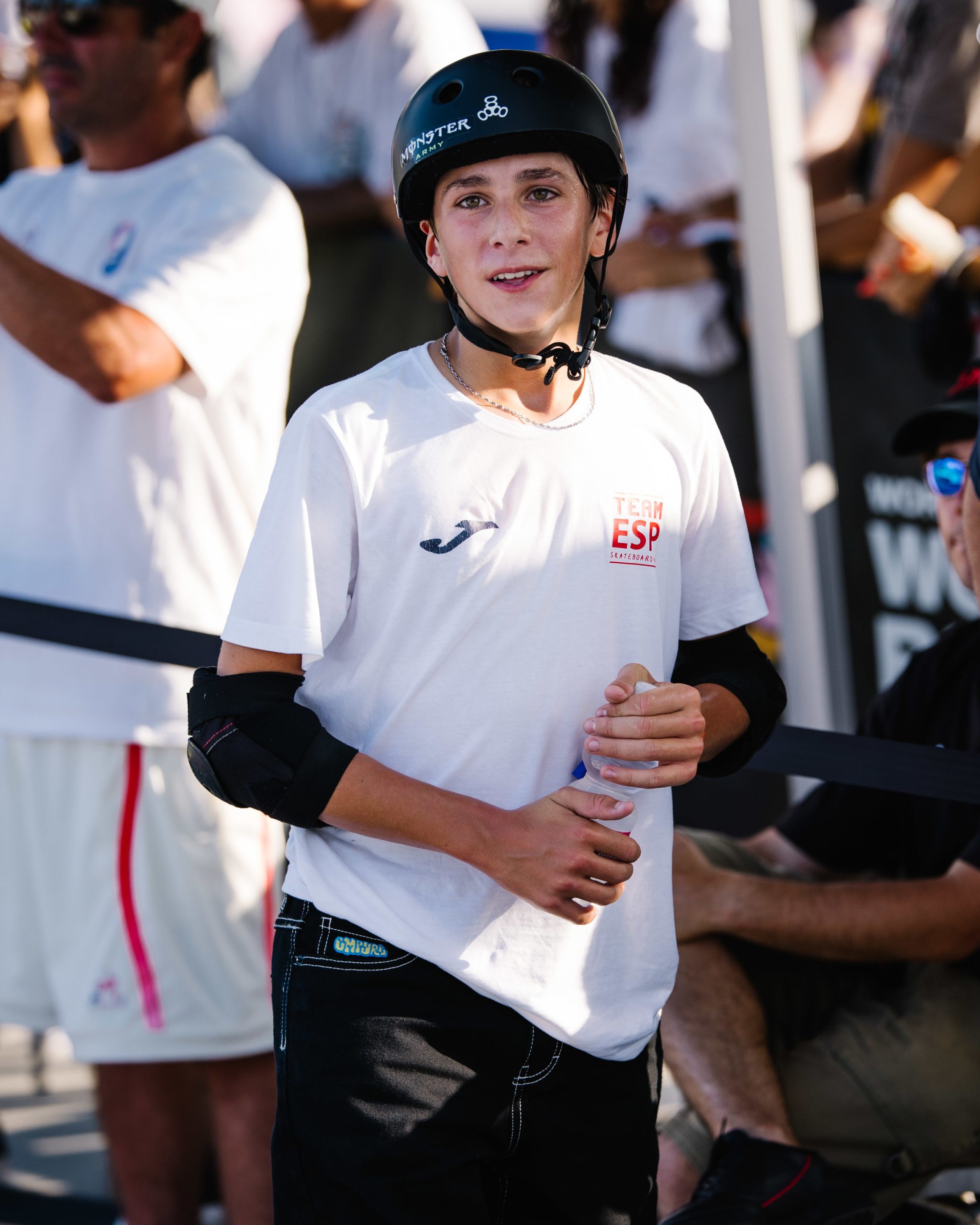 Egoitz Bijueska, fenómeno mundial del skate a los 14 años: "Mis amigos del colegio no saben muy bien qué hago"