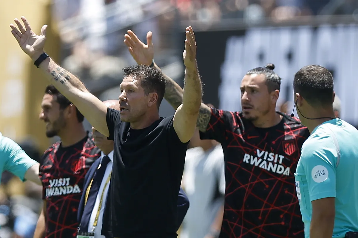 El Atleti, Gil Marín y Simeone: un ridículo voluntario y cantado