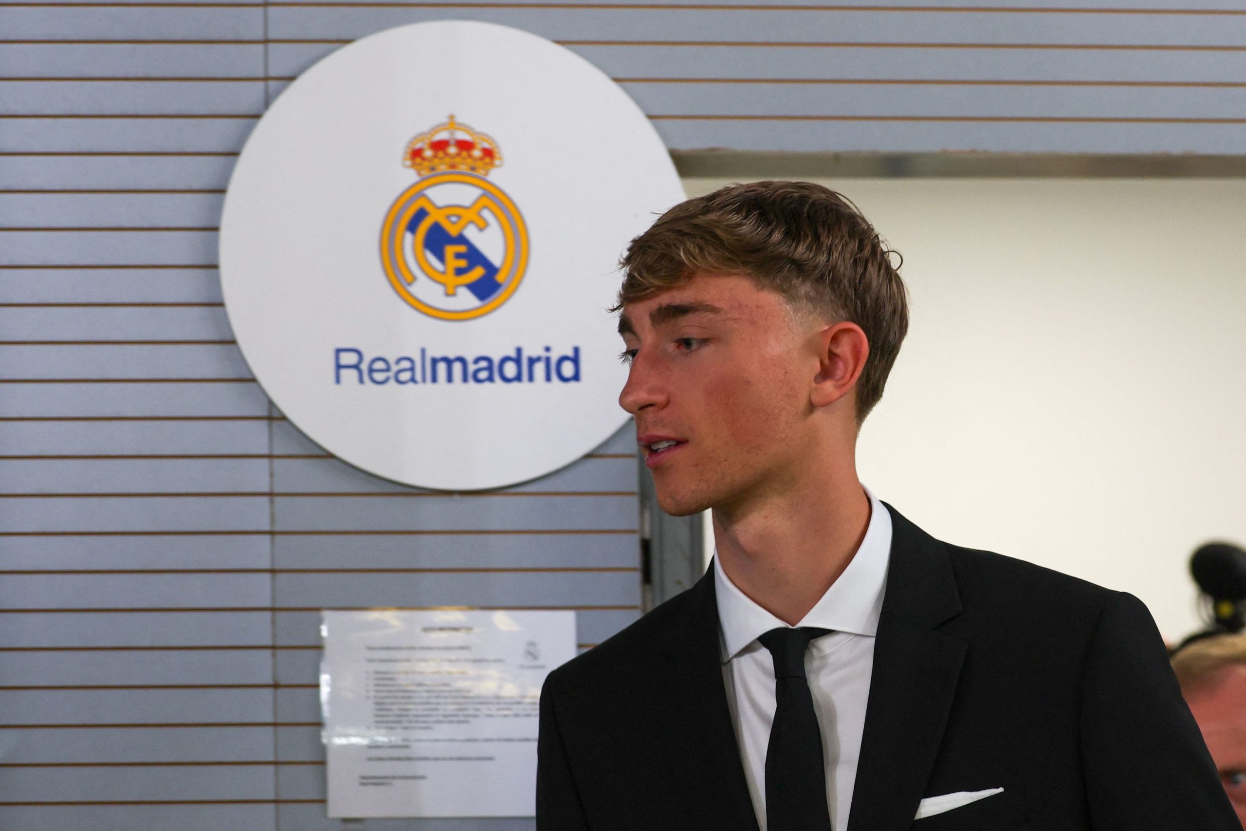 El camino de Dean Huijsen: una conexión con Sergio Ramos, las pipas del Mercadona y el "no" al Madrid en cadetes