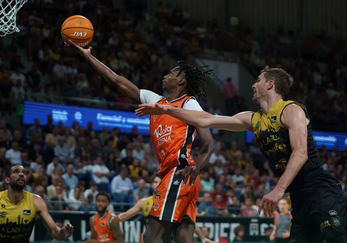 El Valencia Basket sentencia en Tenerife y jugará la tercera final de su historia