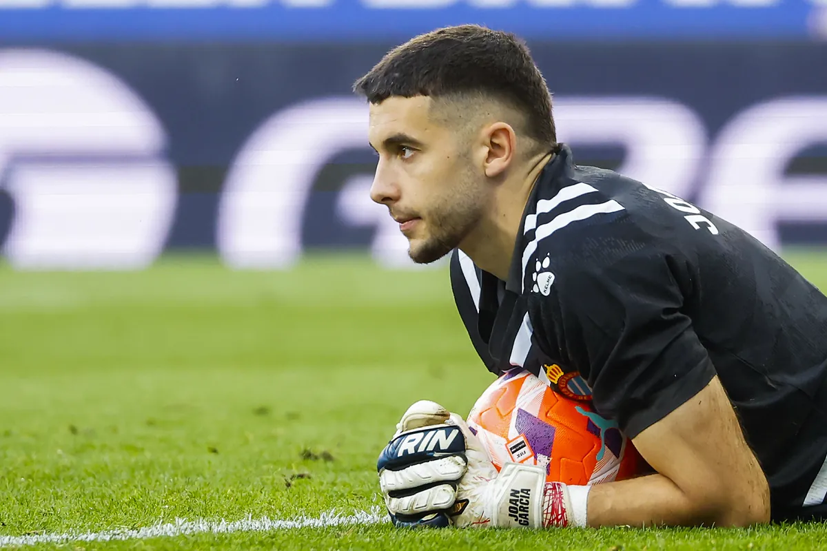 Joan García, como Zamora y Urruti, llega al Barça tras la rampa de lanzamiento del Espanyol