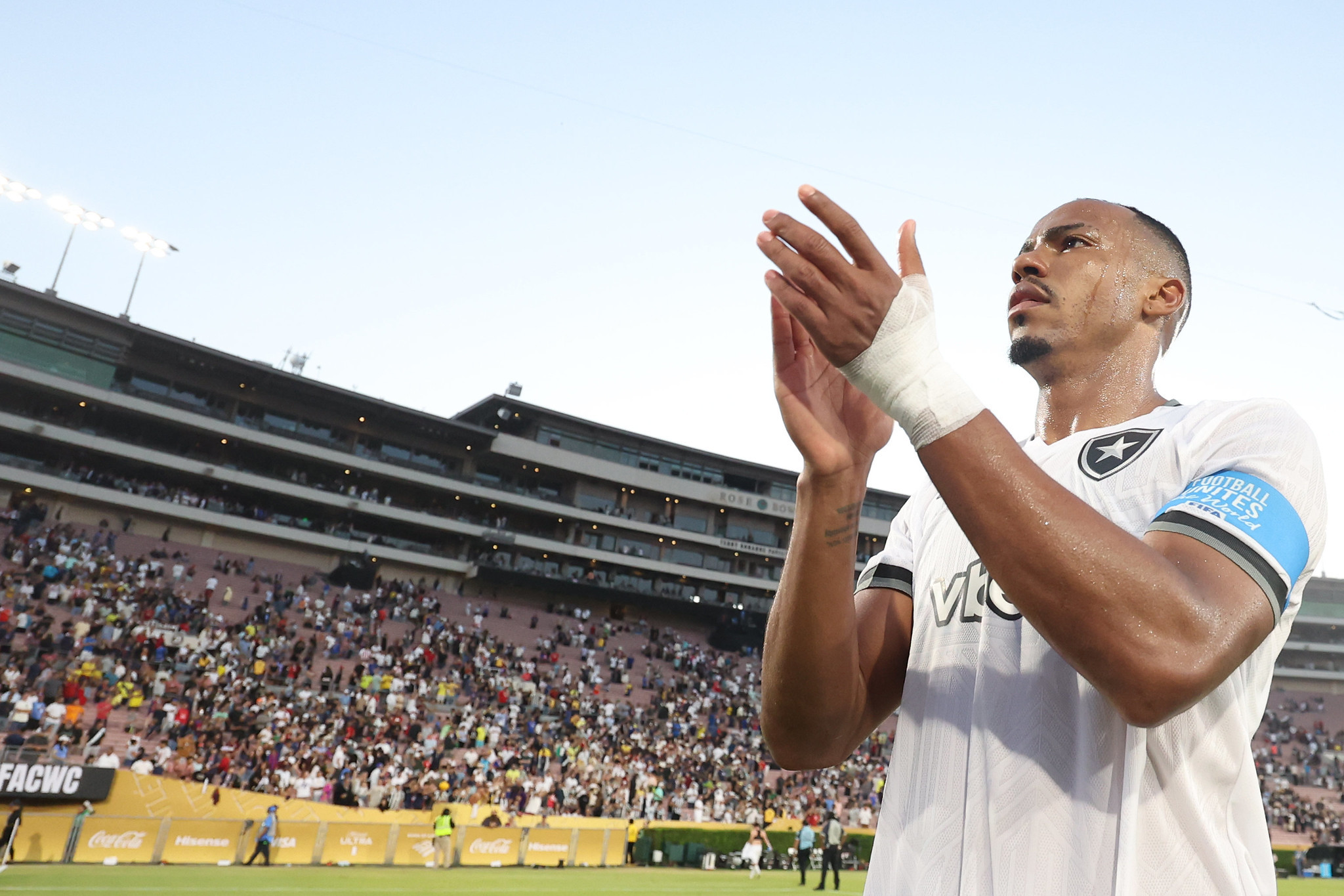 Marlon, un albañil del fútbol, capitán del Botafogo que reivindica el fútbol sudamericano: "Como brasileños tenemos que jugar con alegría"