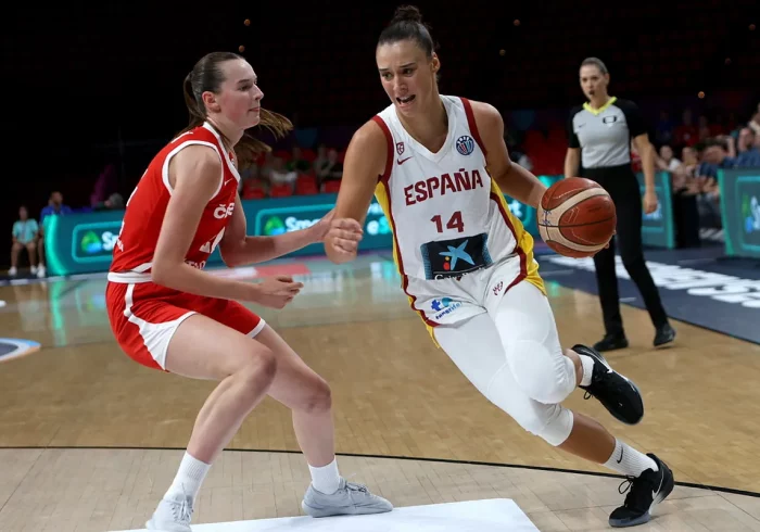 Raquel Carrera, una 'superviviente' en busca del oro en la revancha frente a Bélgica