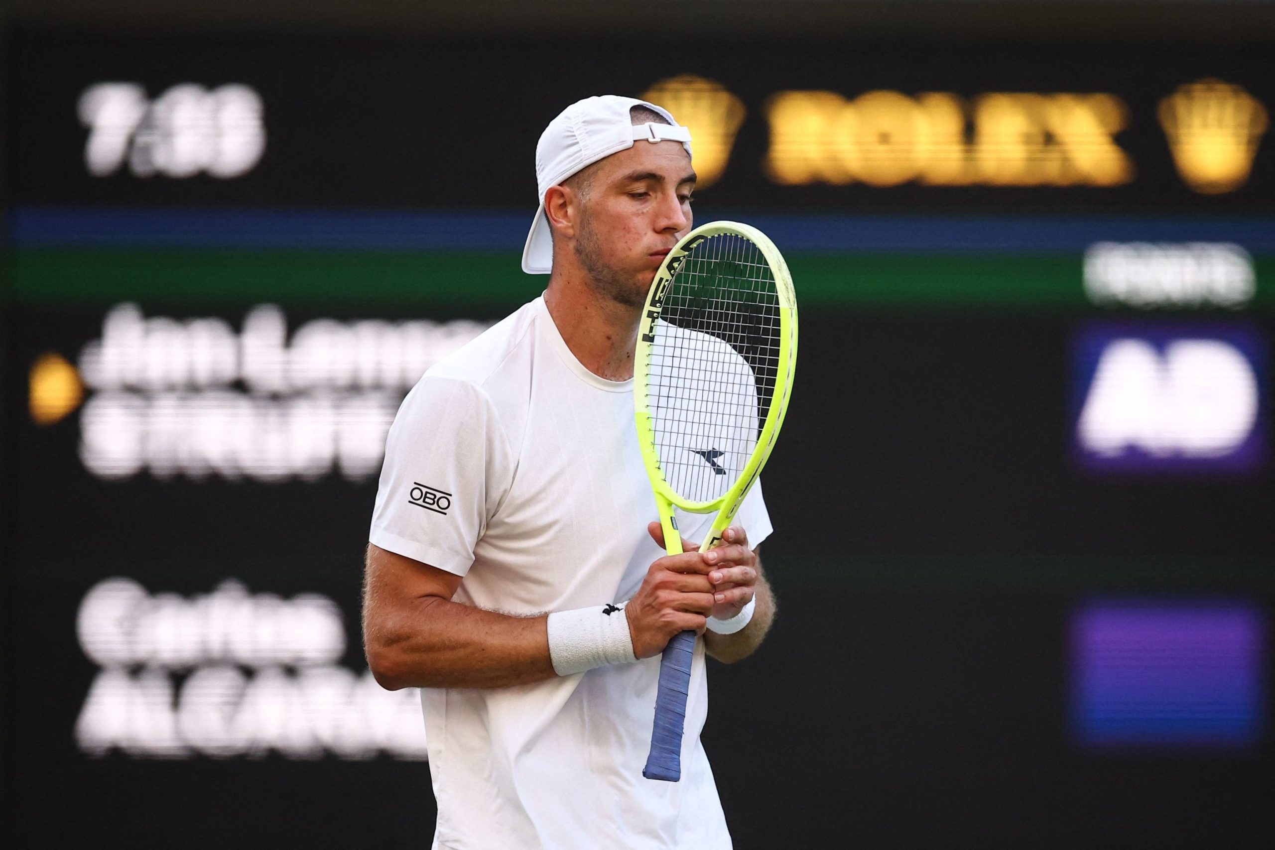 Alcaraz, cada vez más serio: supera a Struff y alcanza los octavos de Wimbledon