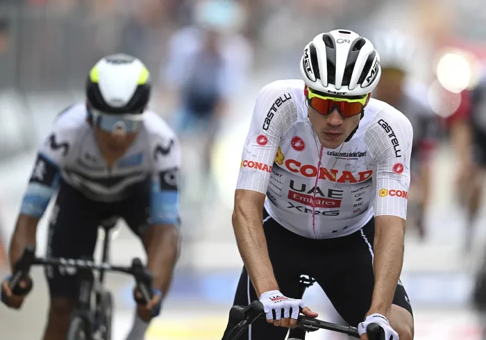 Ayuso y Almeida colíderes del UAE Team en una Vuelta sin Pogacar