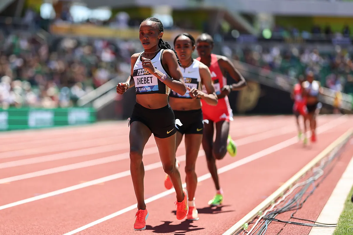 Beatrice Chebet rompe la frontera de los 14 minutos en el 5.000 femenino